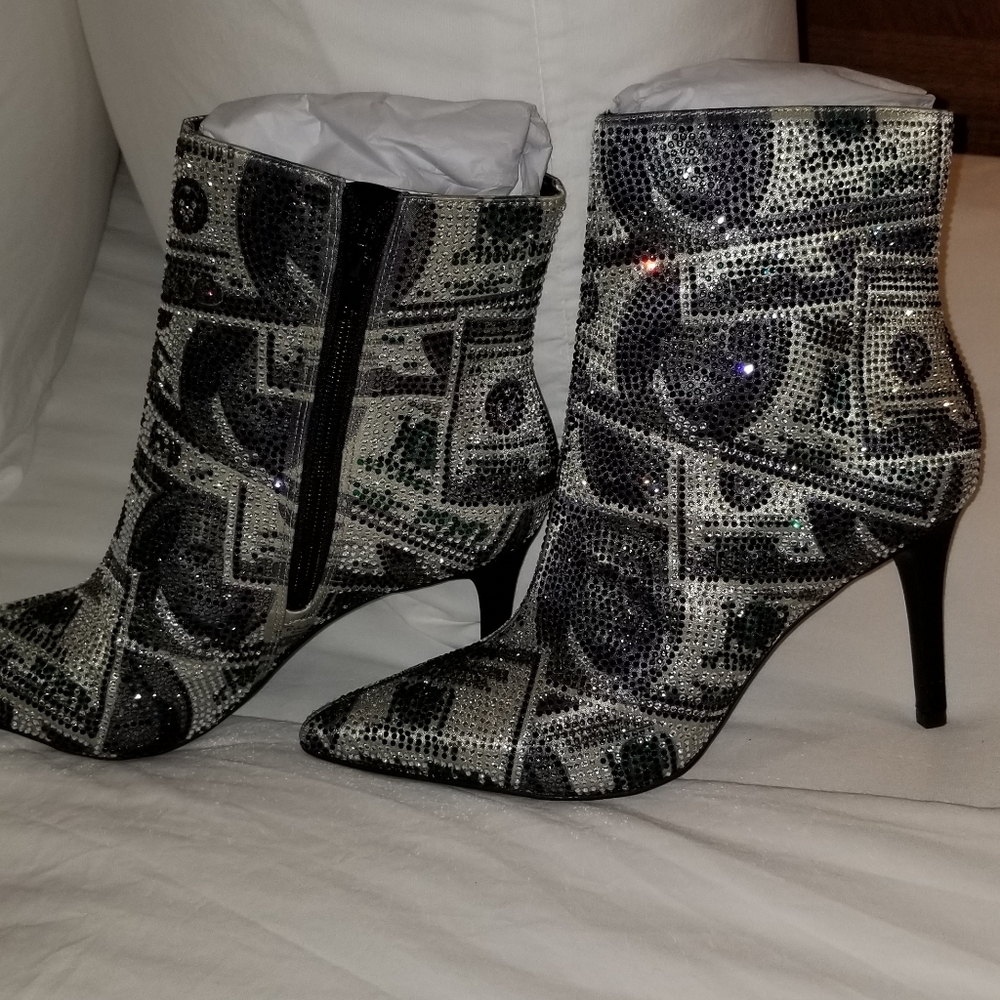 Inc international concepts money heels